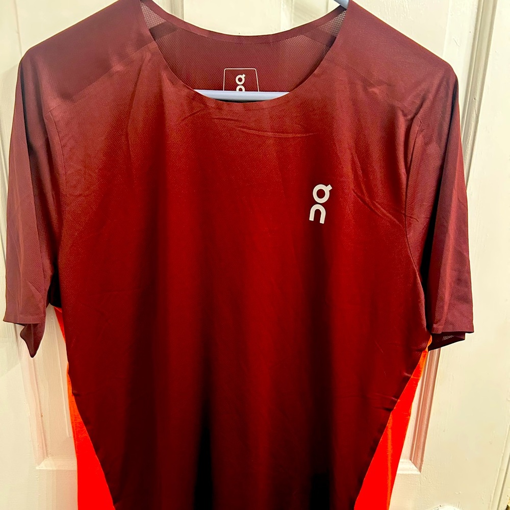 Men’s Medium dry fit shirt orange and burgundy